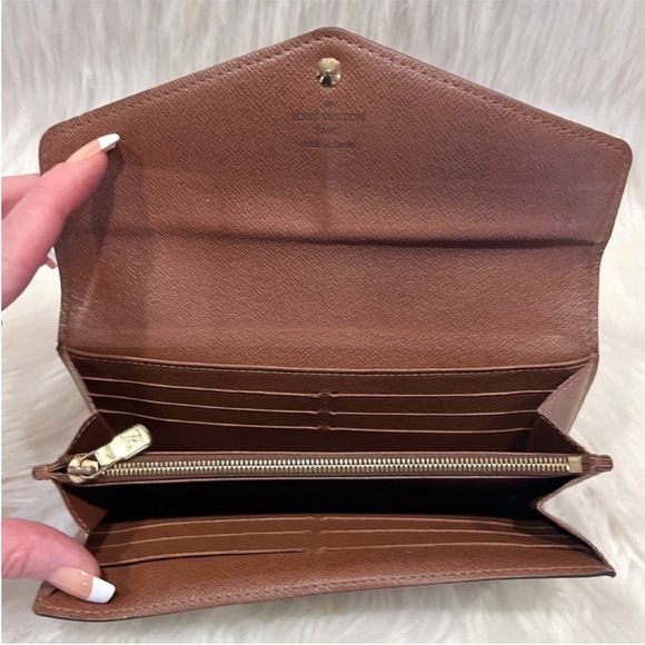 Authentic Louis Vuitton Portefeuille Sarah Long Wallet - Picture 7 of 12